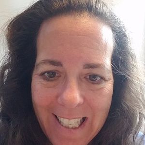 Meet your Posher, Jeanne